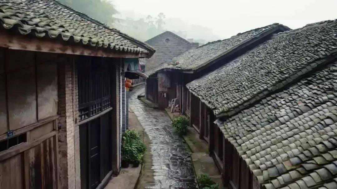 麦格理:维持金沙中国(01928.HK)“跑赢大市”评级 目标价降至34.4港元